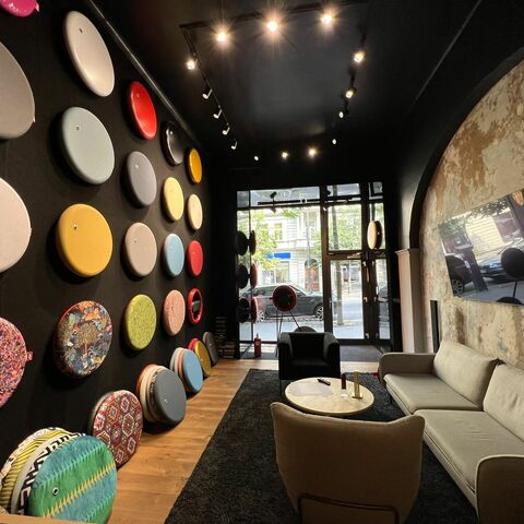 Showroom